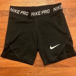 GUC Girls Nike Pro Shorts Sz M